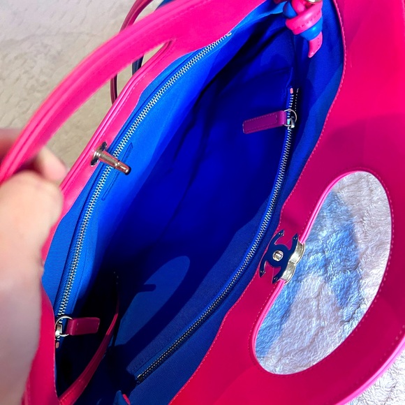 CHANEL ~ Large 31 Shopping Bag - 100% Authentication Inculded - Picture 12 of 16